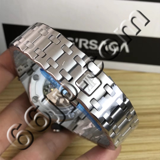 オーデマピゲ時計背面デザイン